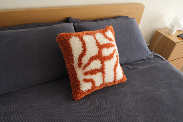 Palms - Latch Hook Cushion Kit