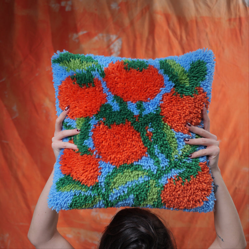 Tomatoes latch hook cushion kit